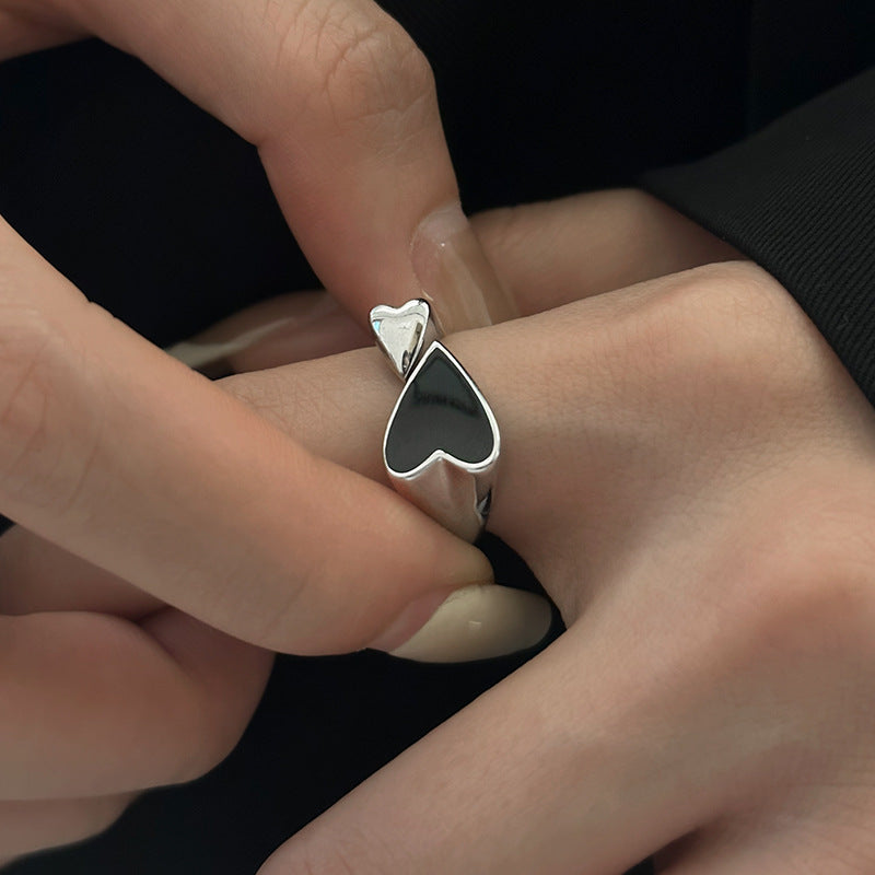 Schwarzes Herz Asymmetrischer Ring