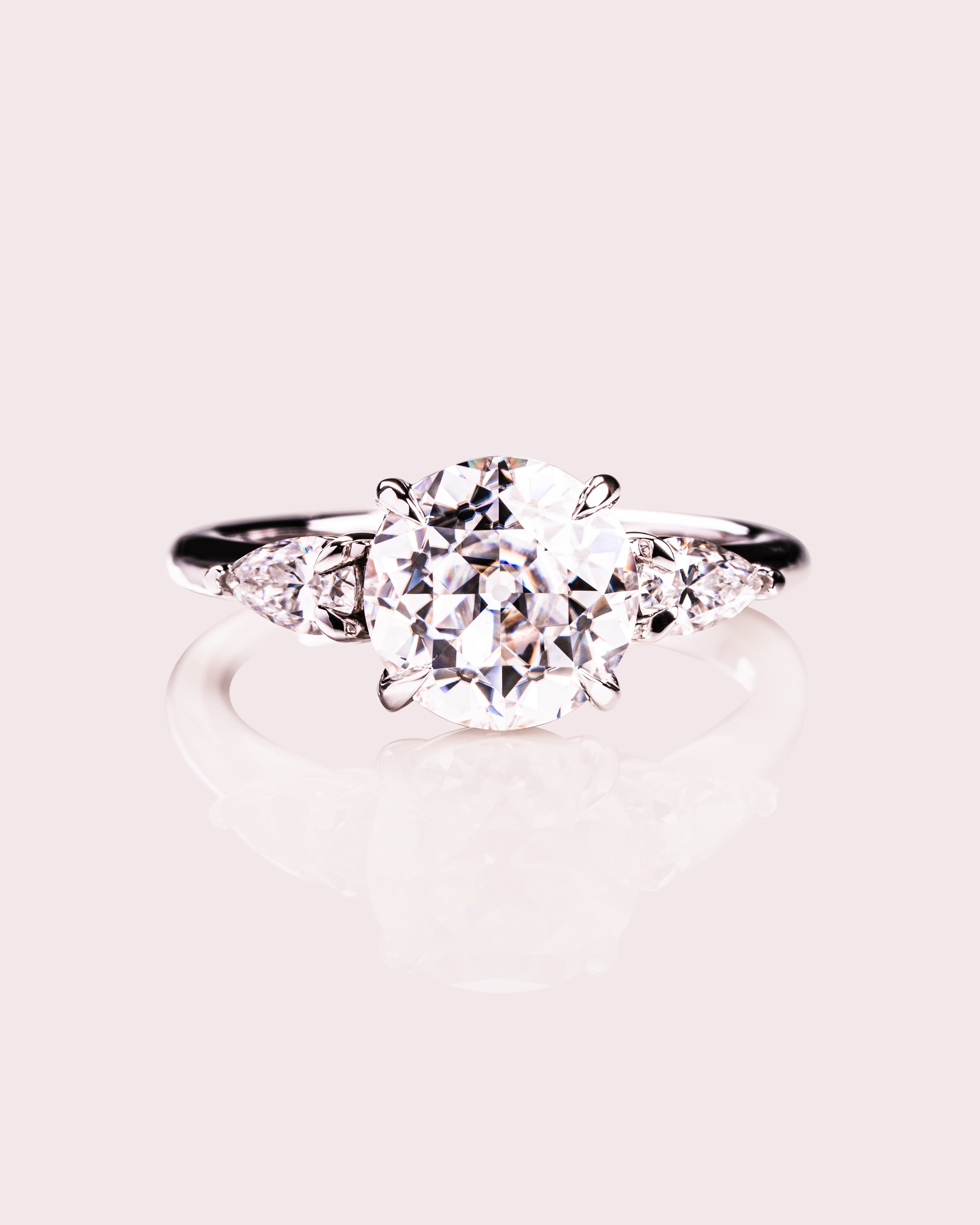 Nicola - Rund & Birne | Silber