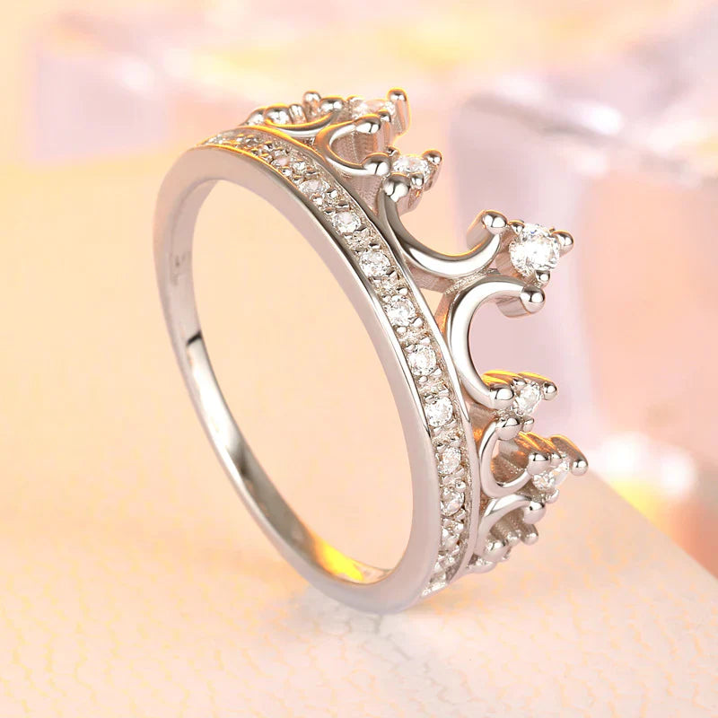 Althea Kouris Ring | Weißgold