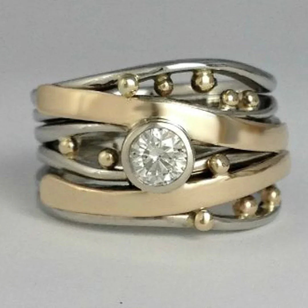 Deborah | Vintage Gold Ring verkrustet mit Zirkonium