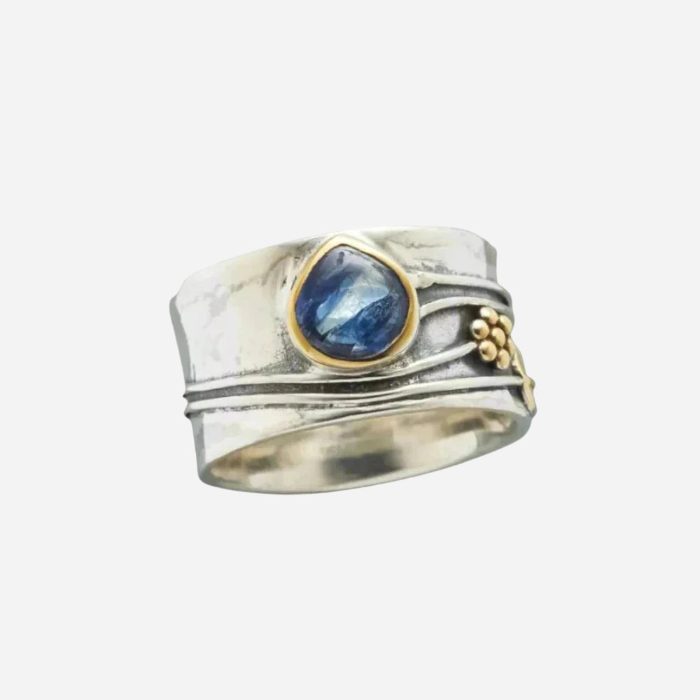 Carla | Bohemian Stein Meditation Ring