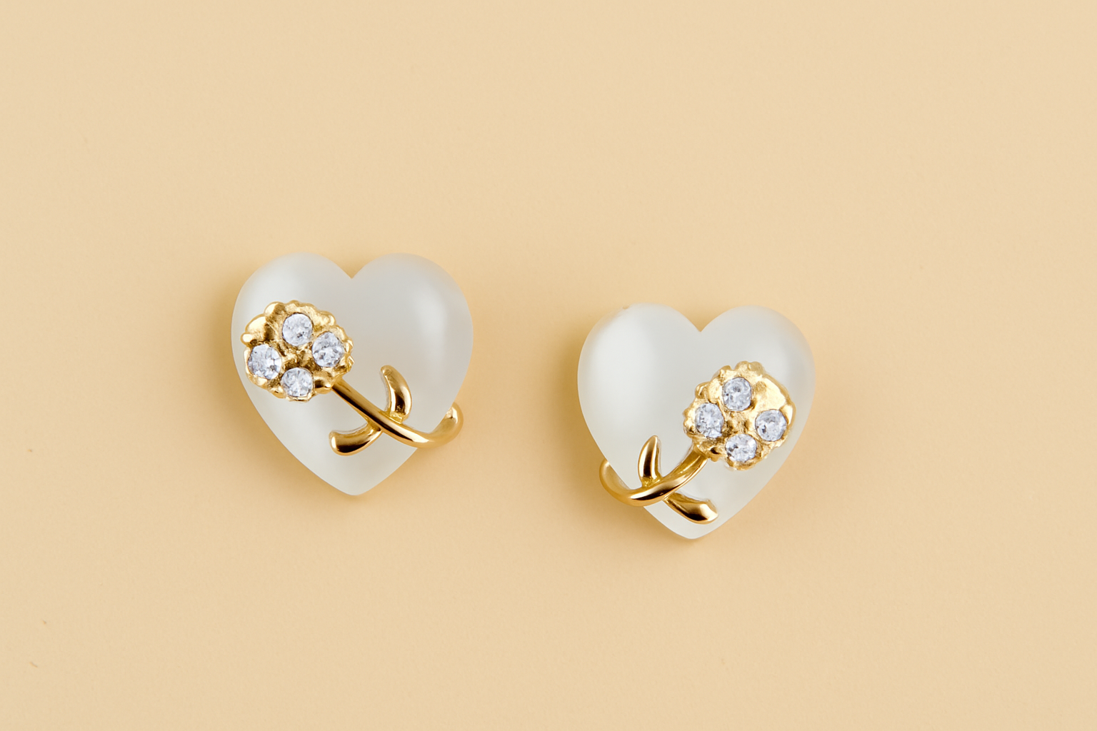 Funkelnde Zirkonia-Ohrringe im französischen Vintage-Stil