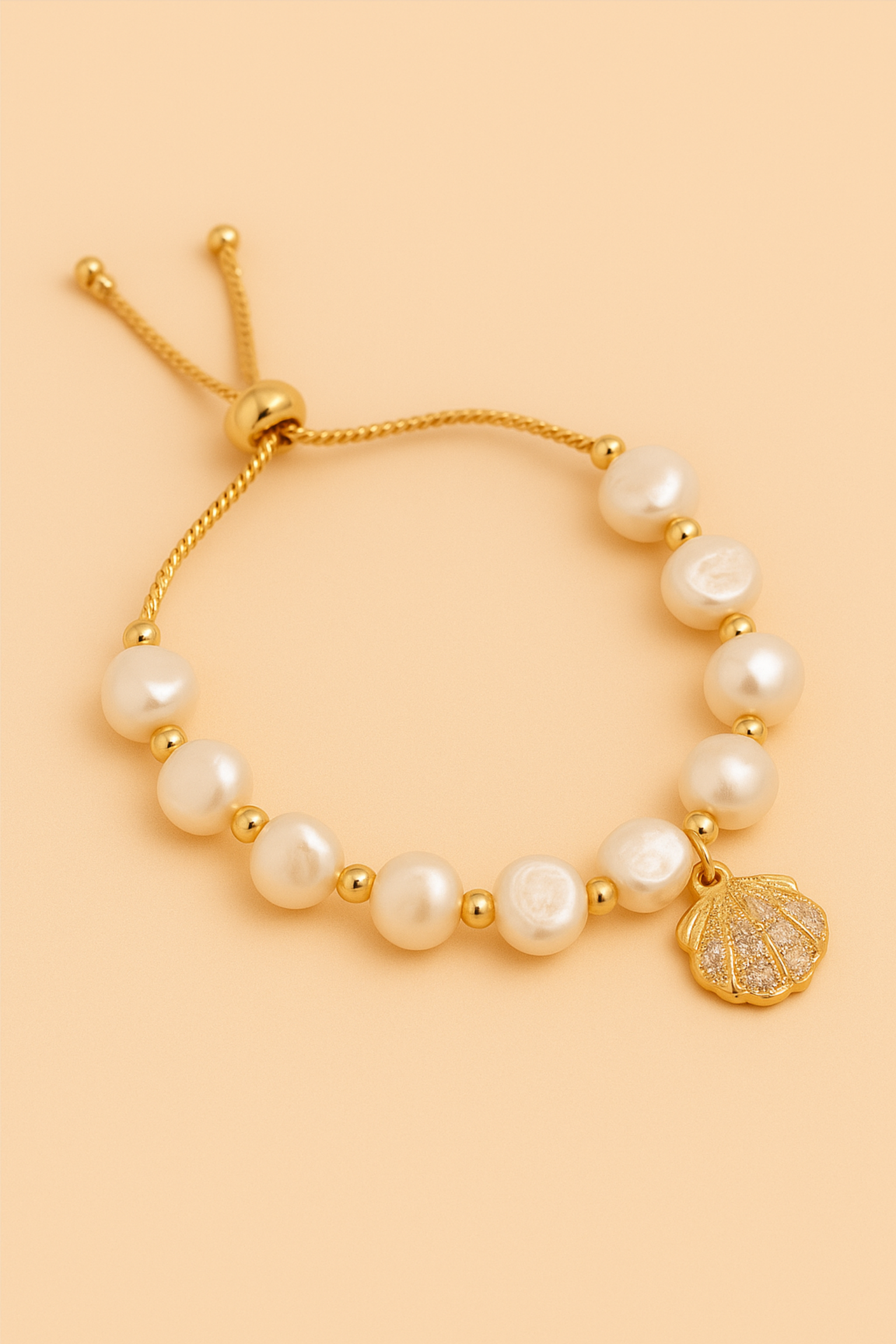 Isla | Barockes Perlen- und Muschelarmband