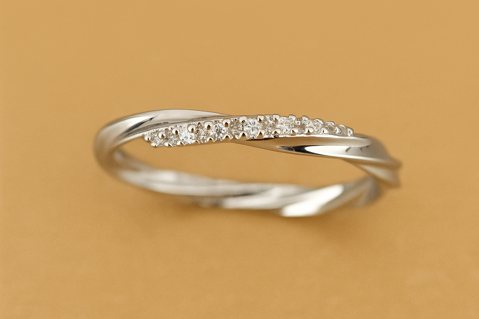 Einzigartiger und eleganter Damenring - einfaches und modisches Statement