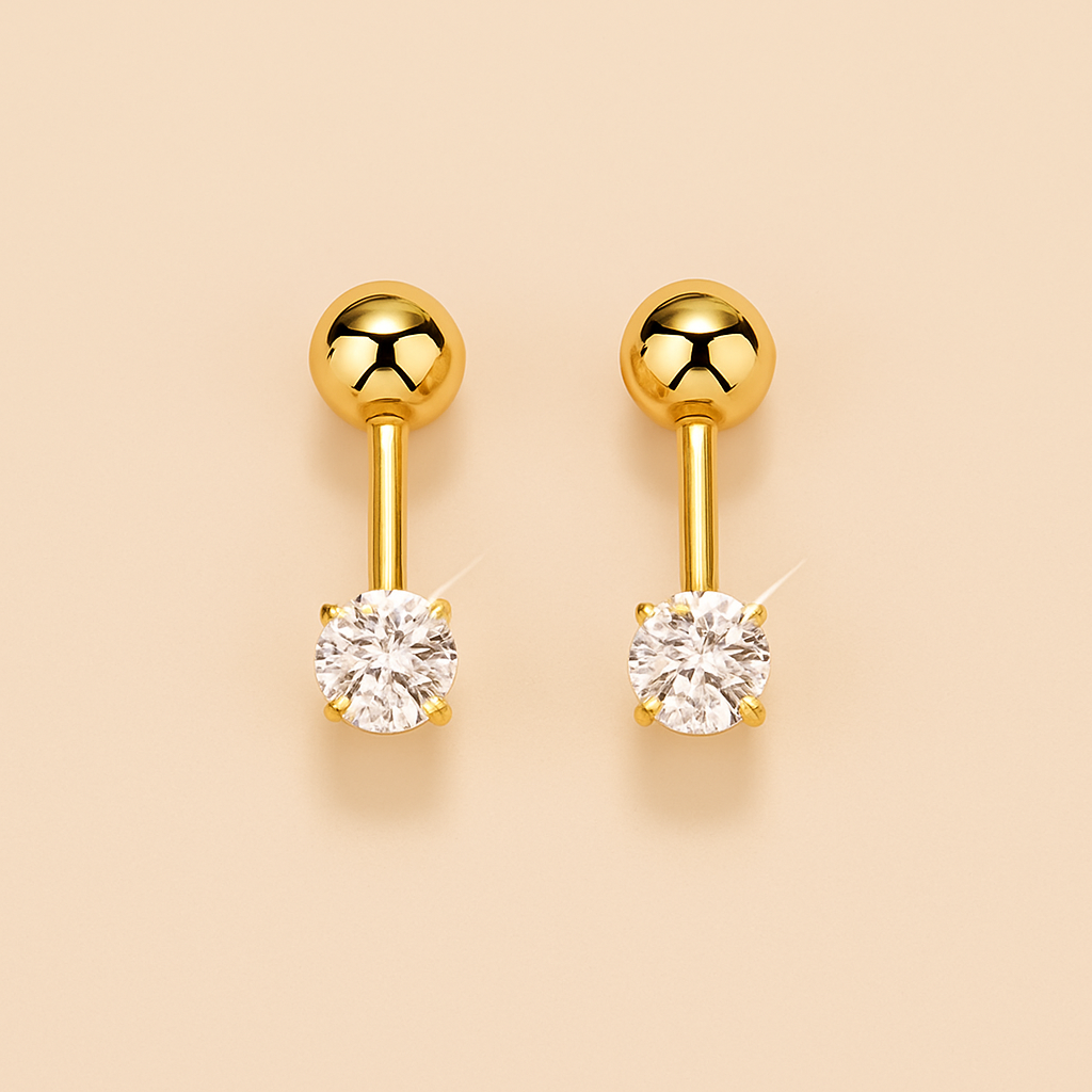 Minimalistische Vier-Krallen-Ohrstecker mit gedrehten runden Zirkonia