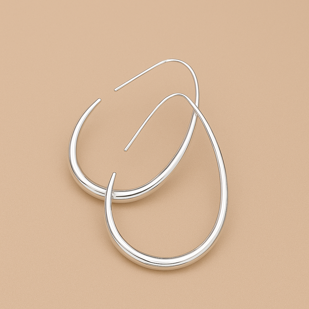 Minimalistischer tropfenförmiger Ohrring für elegante Anlässe