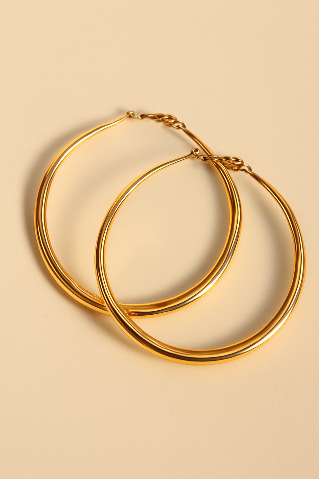 Zeitlose große Kreis-Ohrringe