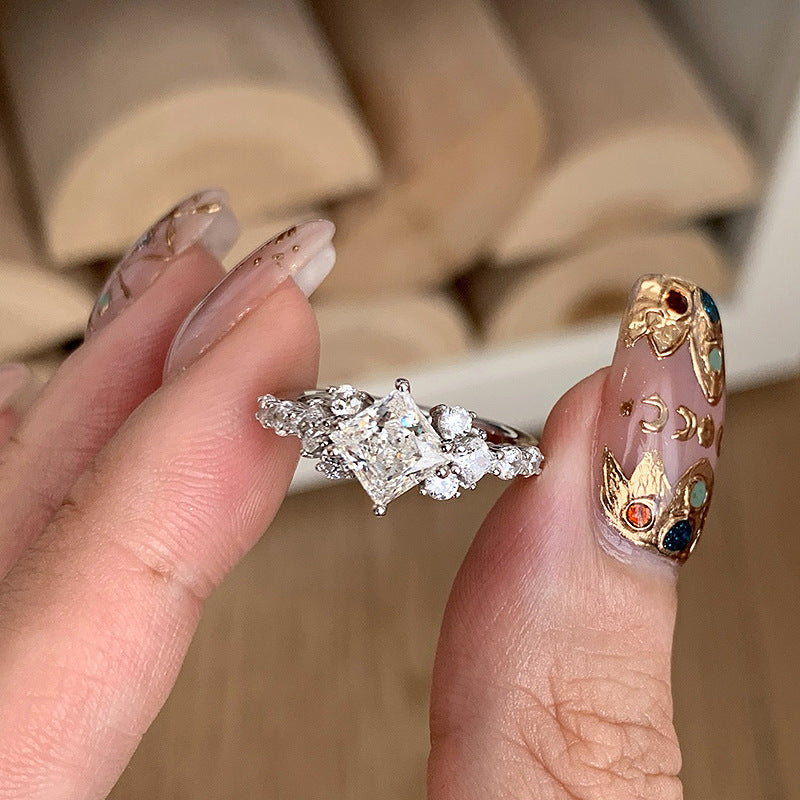 Vera Collette Ring | Weißgold