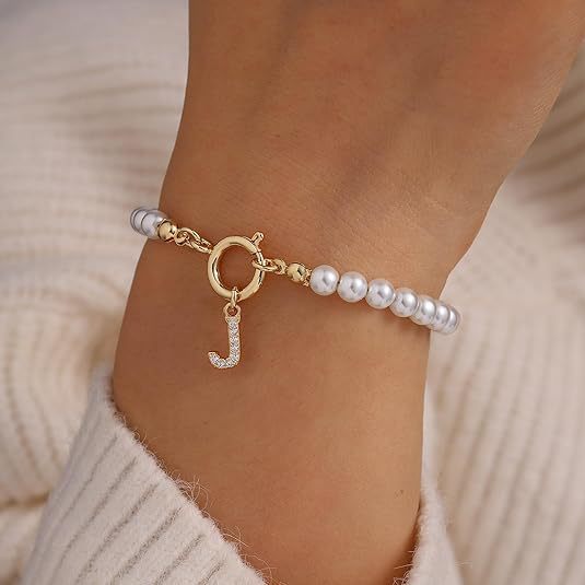 Auden Clé Buchstabenarmband | Gold