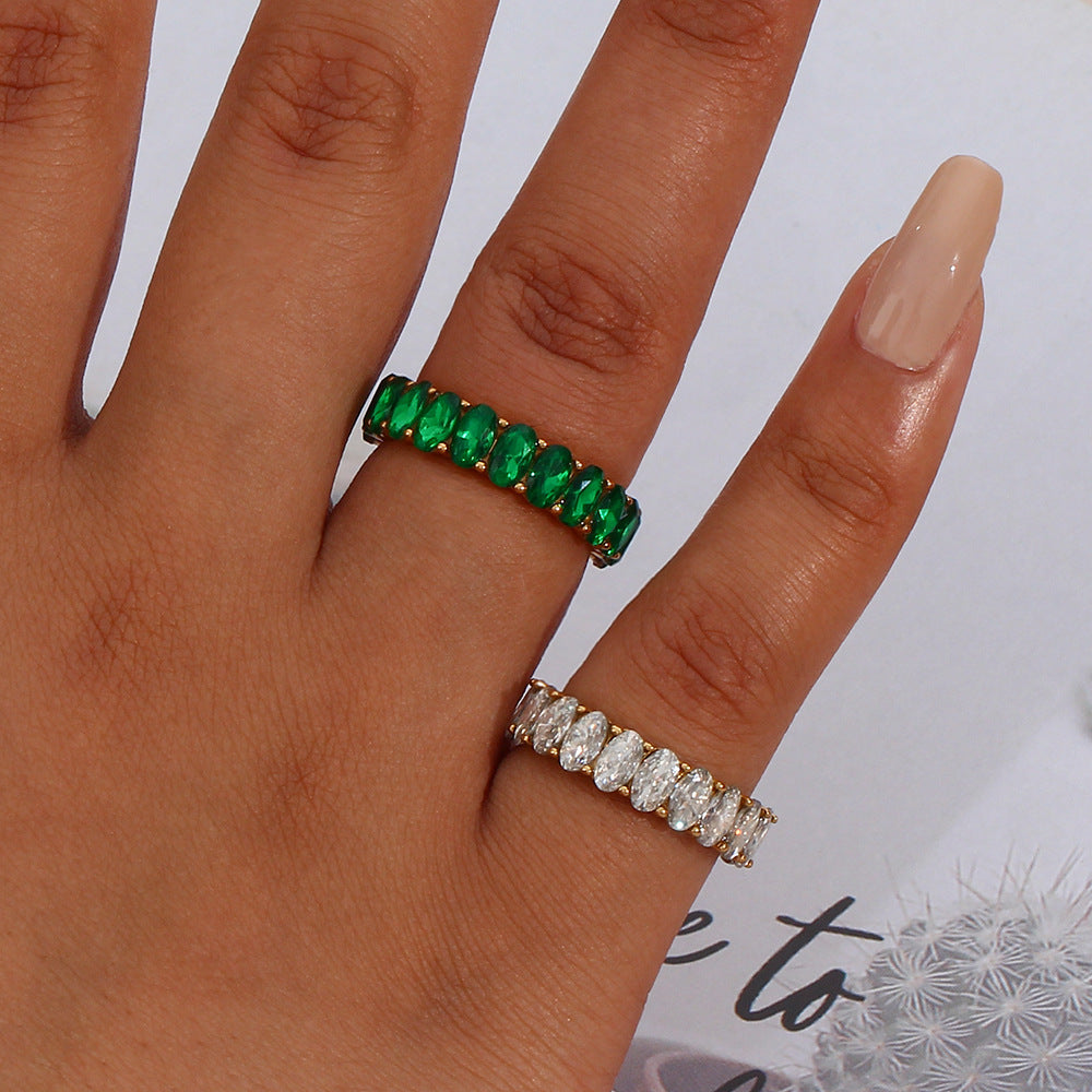 Antoinette Diamant Simulant Gold Ring