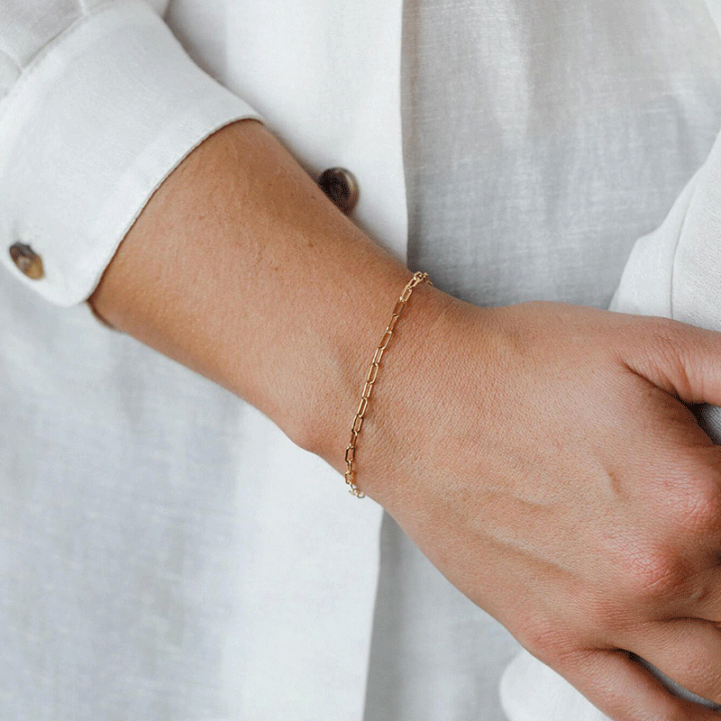 Maybelle Gold Büroklammer-Kettenarmband