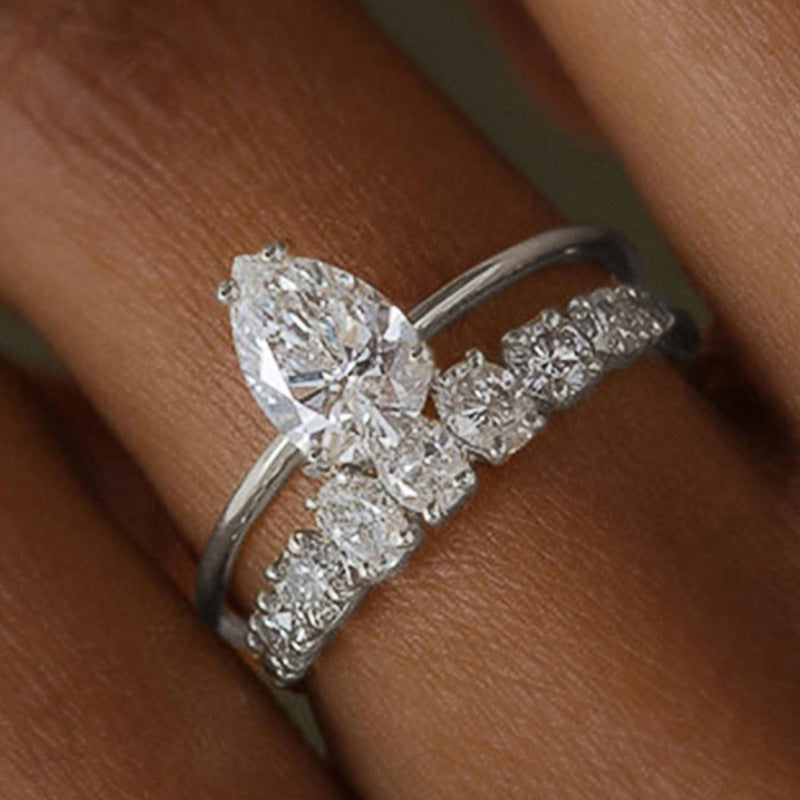 Vivienne Hartley Ring | Weißgold