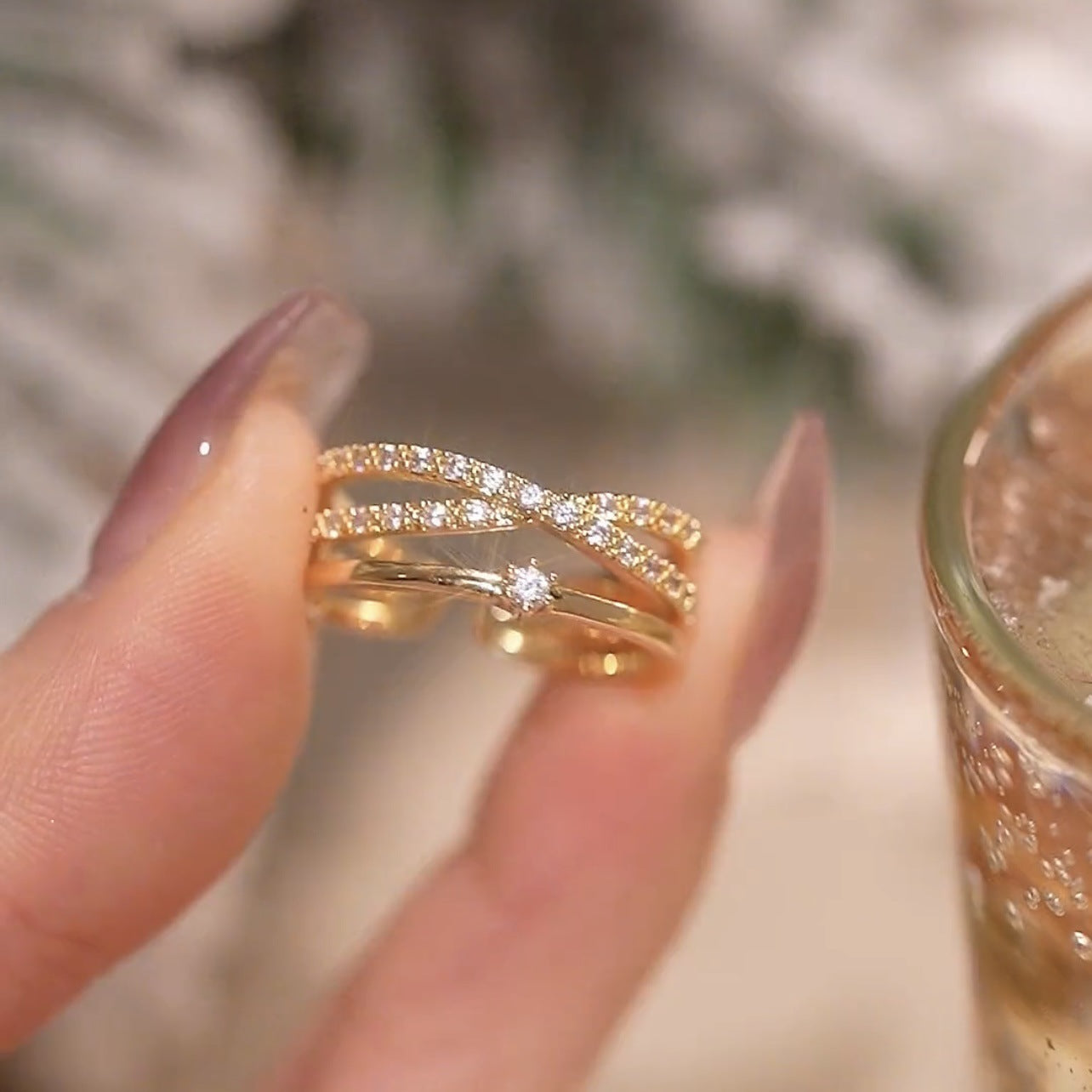 Kreuz Lagen Zarte Zirkonia Ring