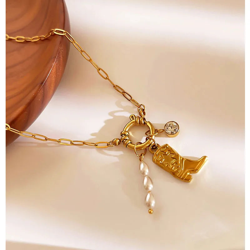 Vienna Vintage Boot Halskette