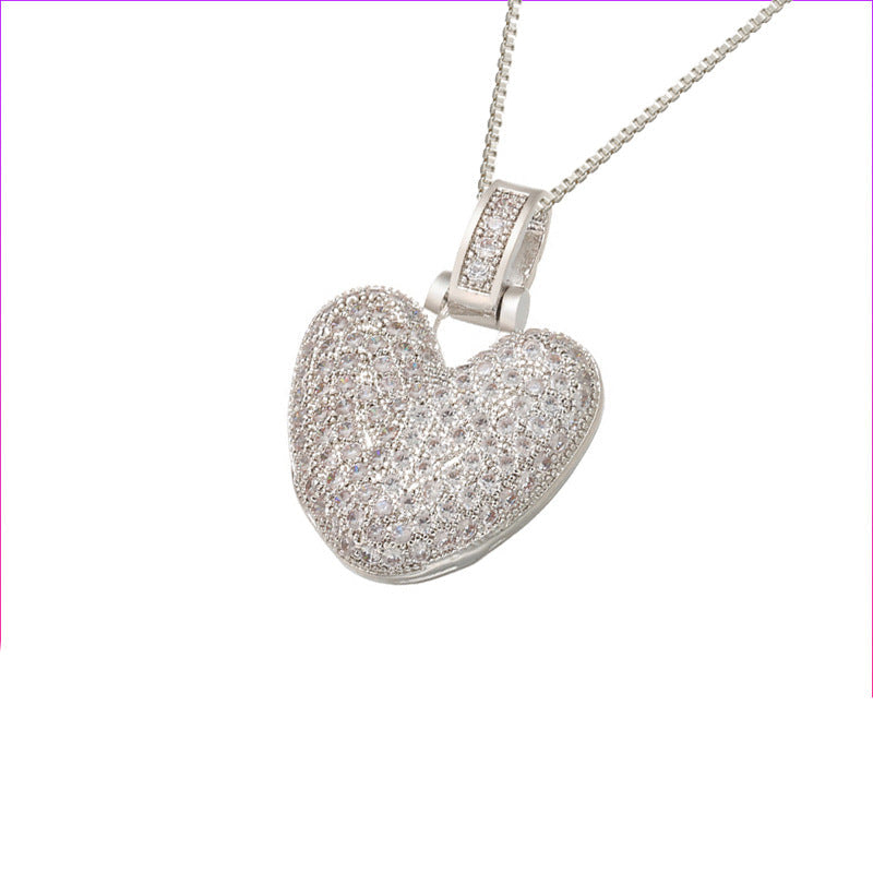 Halskette mit Pavé-Bubble-Initiale