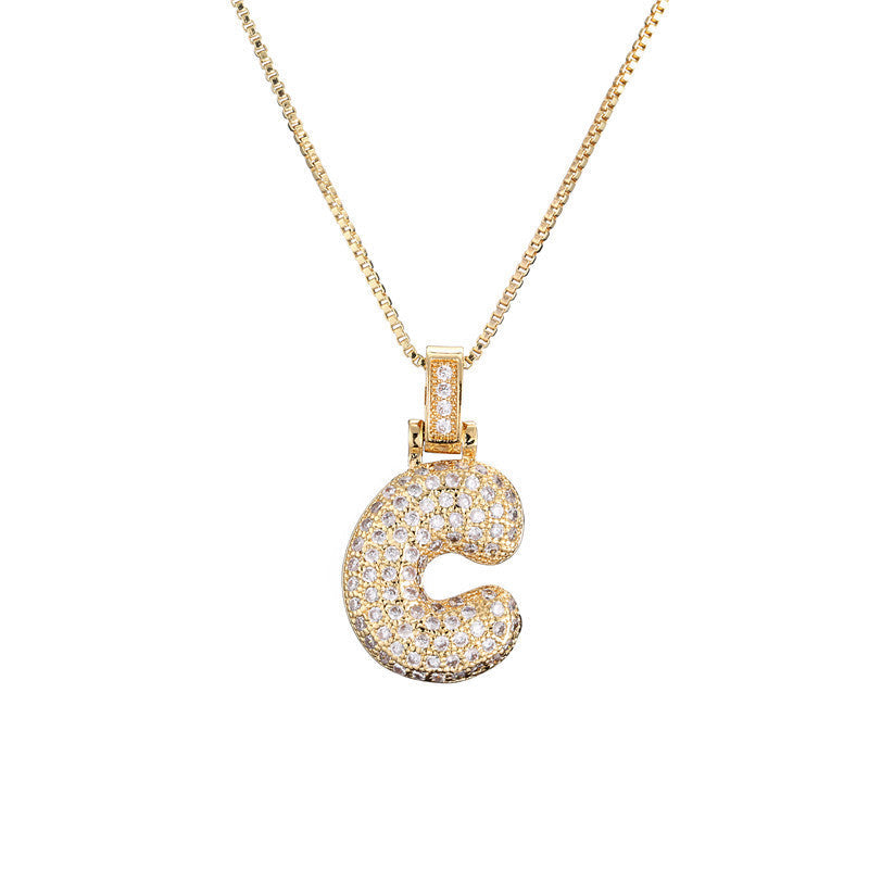 Halskette mit Pavé-Bubble-Initiale