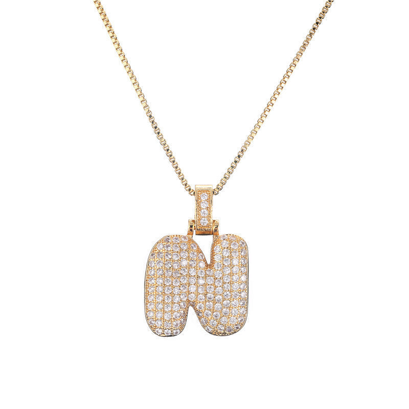Halskette mit Pavé-Bubble-Initiale