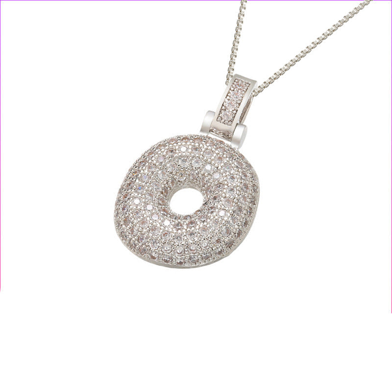 Halskette mit Pavé-Bubble-Initiale
