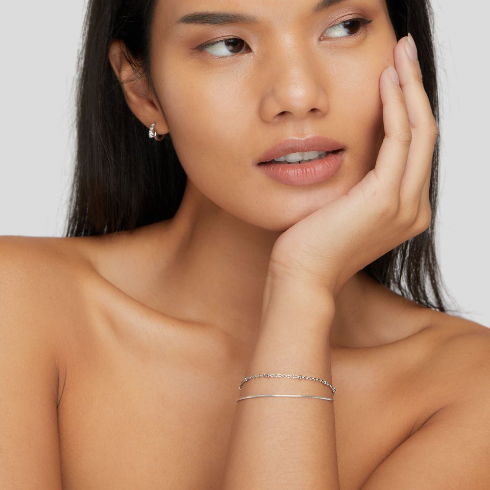 Pia – Silbernes Mehrlagiges Armband