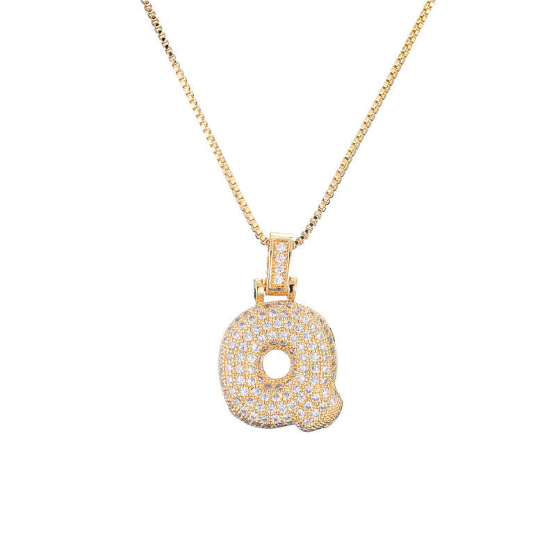 Halskette mit Pavé-Bubble-Initiale