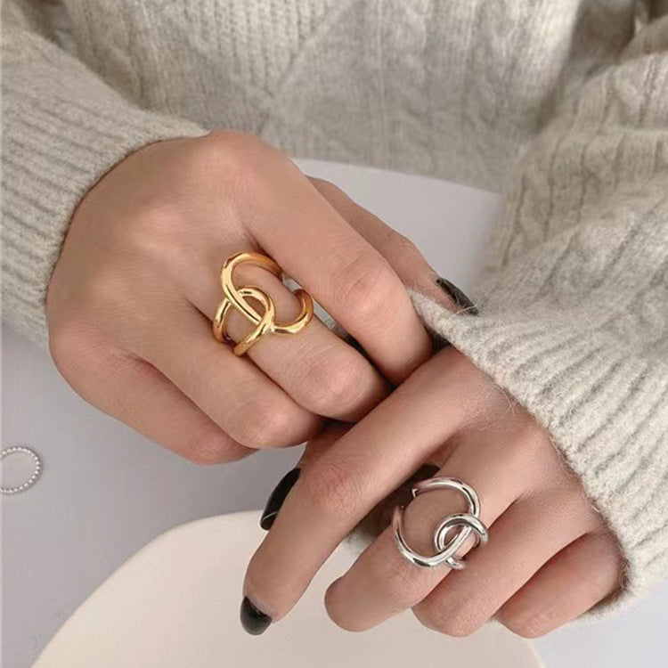 Double C Lnotted Line Verstellbarer Ring