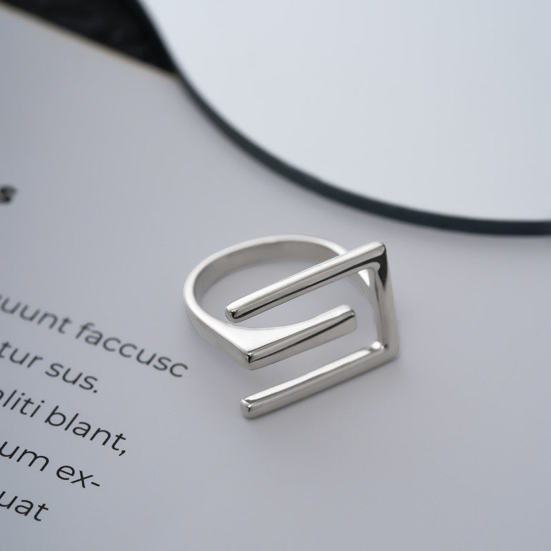 Silber Geometrischer Linienring