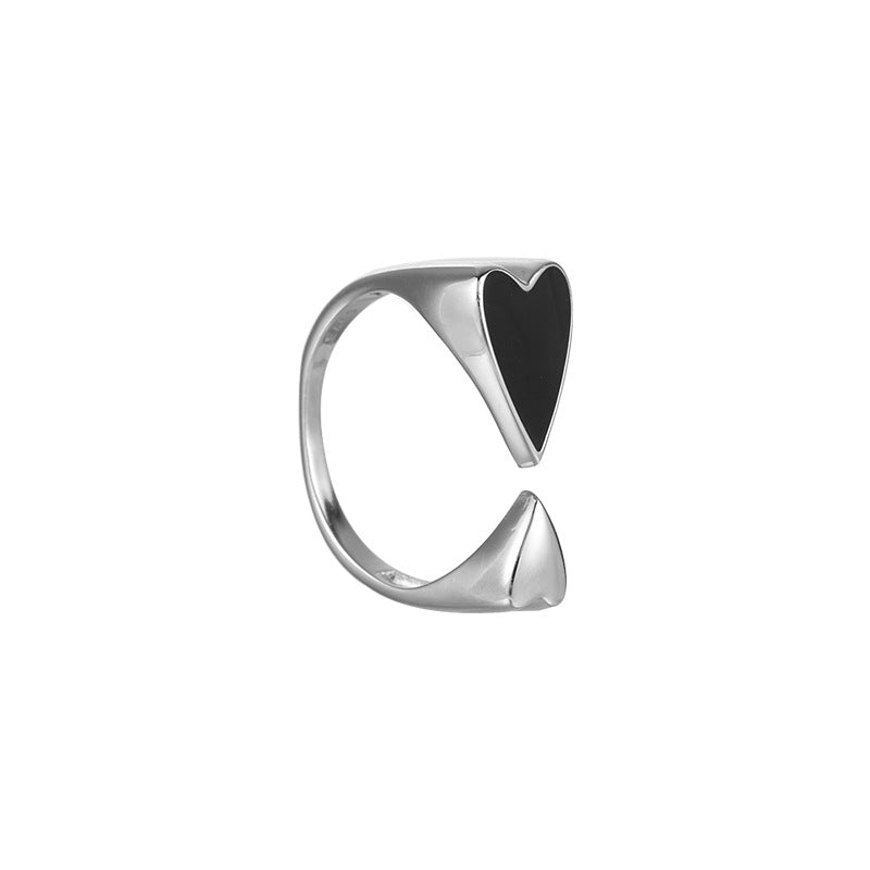 Schwarzes Herz Asymmetrischer Ring
