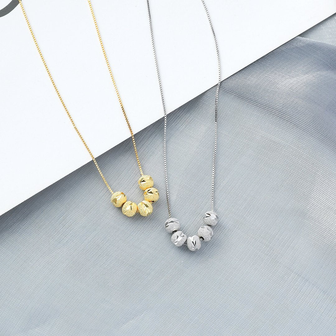 Halskette mit Perlen der Gelassenheit