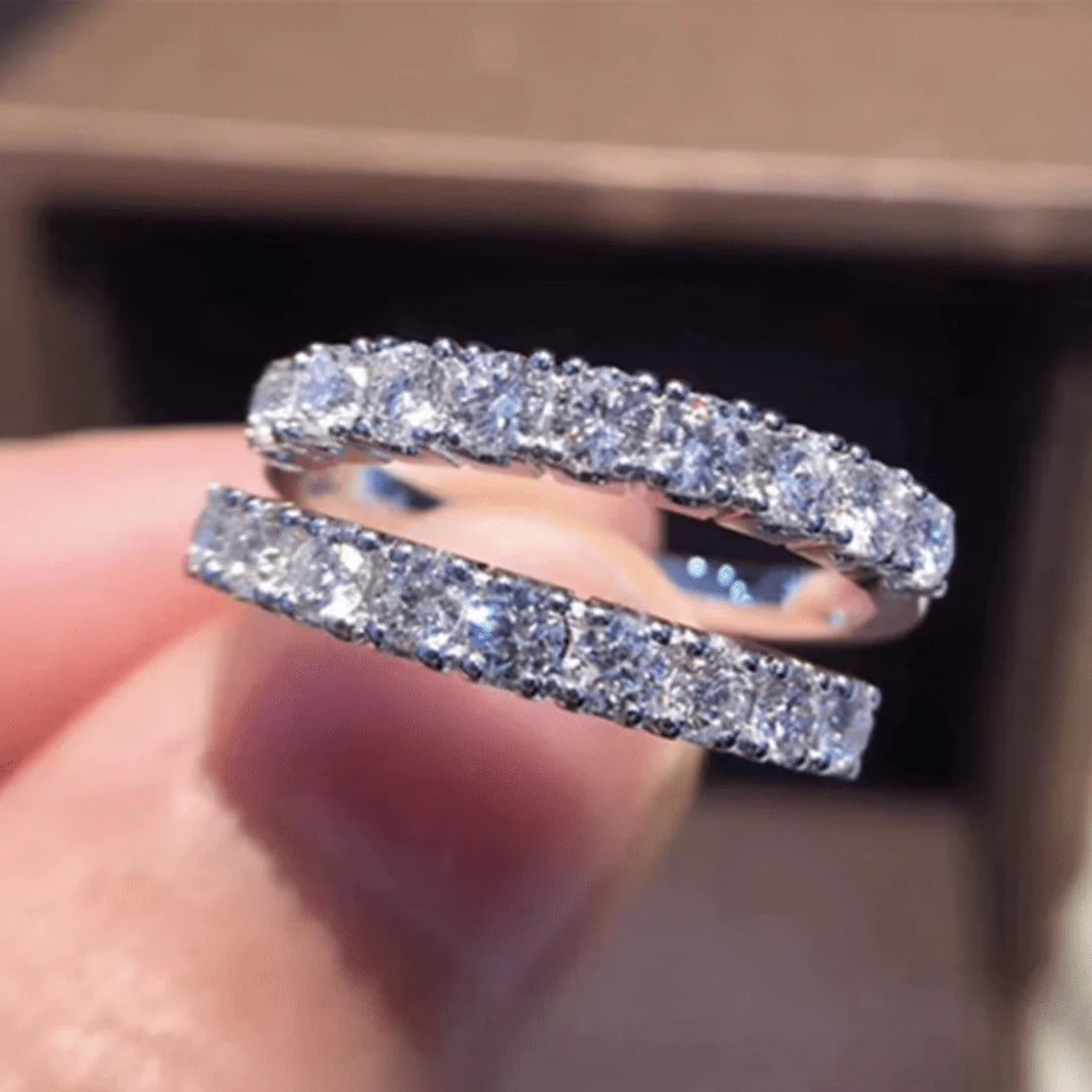 Der Daybreak Daisy Band Ring