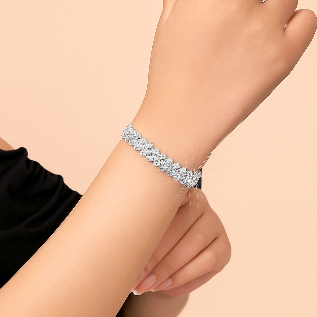 Armband mit Diamantschliff und synthetischen Steinen - gedrehte Wasserklauenkette