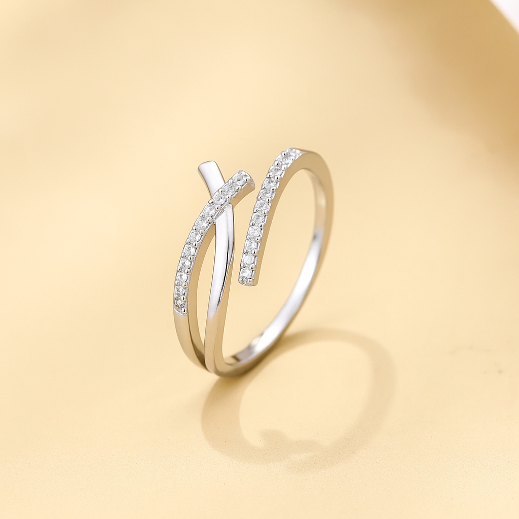 Exquisiter verstellbarer Manschettenring für Frauen - eingelegter glänzender Zirkoniumdioxid