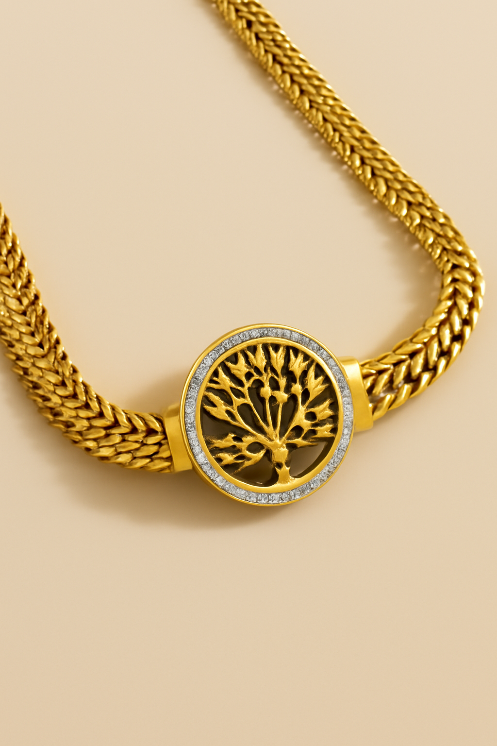 Elegantes Vergoldetes Edelstahlarmband mit Lebensbaum