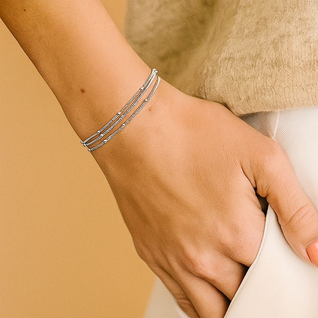 Elegantes minimalistisches Perlenkettenarmband - einfach und vielseitig