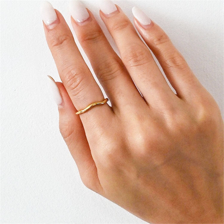 Dianne Gold Stapler Ring