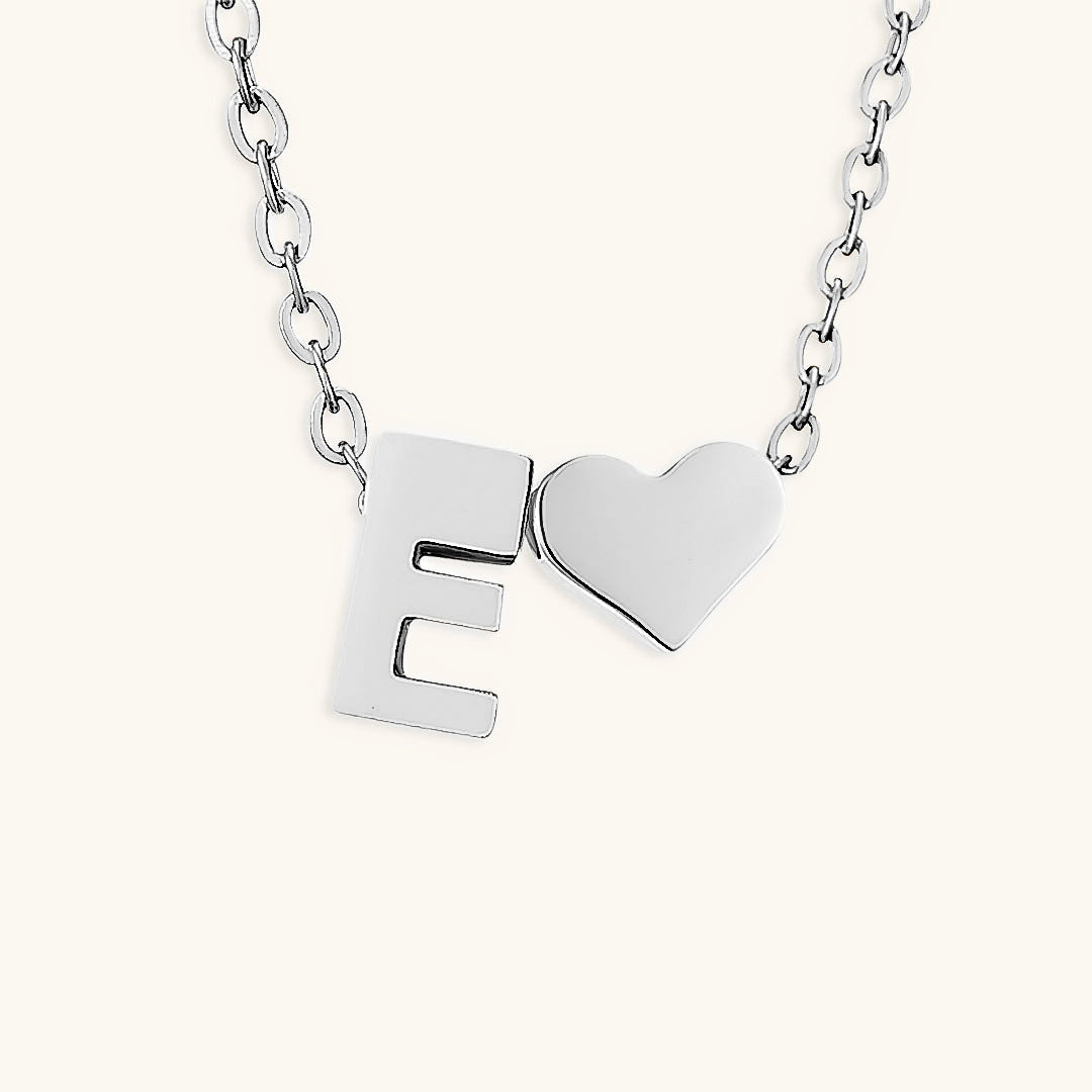 Ria Initial Letter Gold Halskette