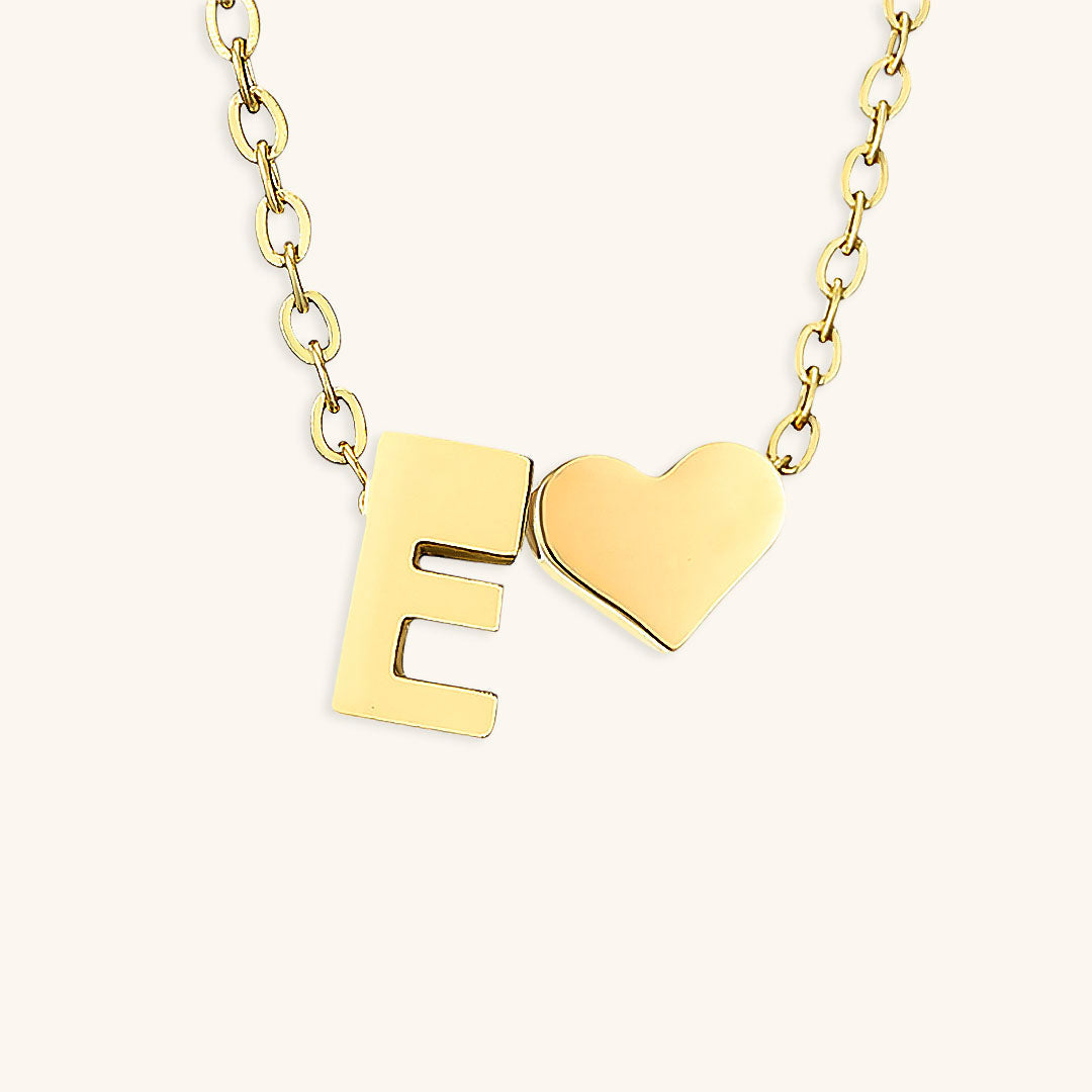 Ria Initial Letter Gold Halskette