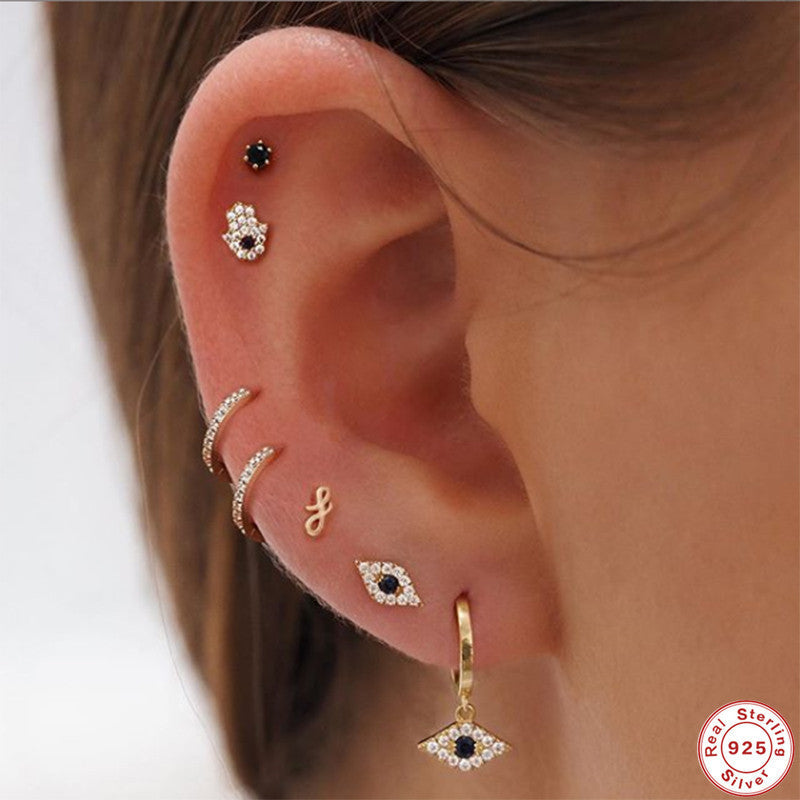 Harriet Hamsa Kleine Ohrstecker - Silber