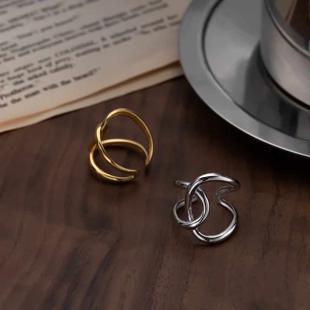 Double C Lnotted Line Verstellbarer Ring