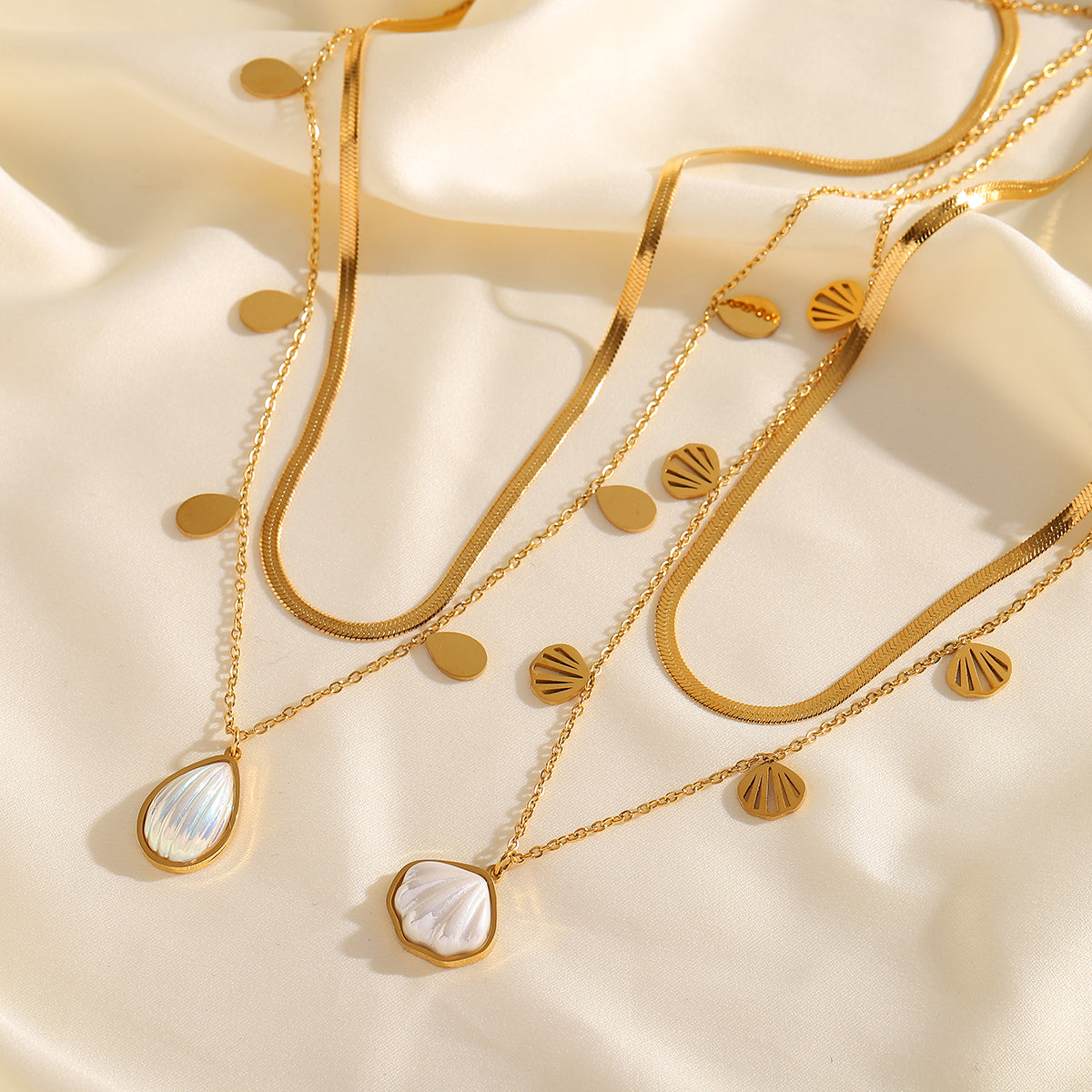 Ophelia Muschelhalskette - vergoldet