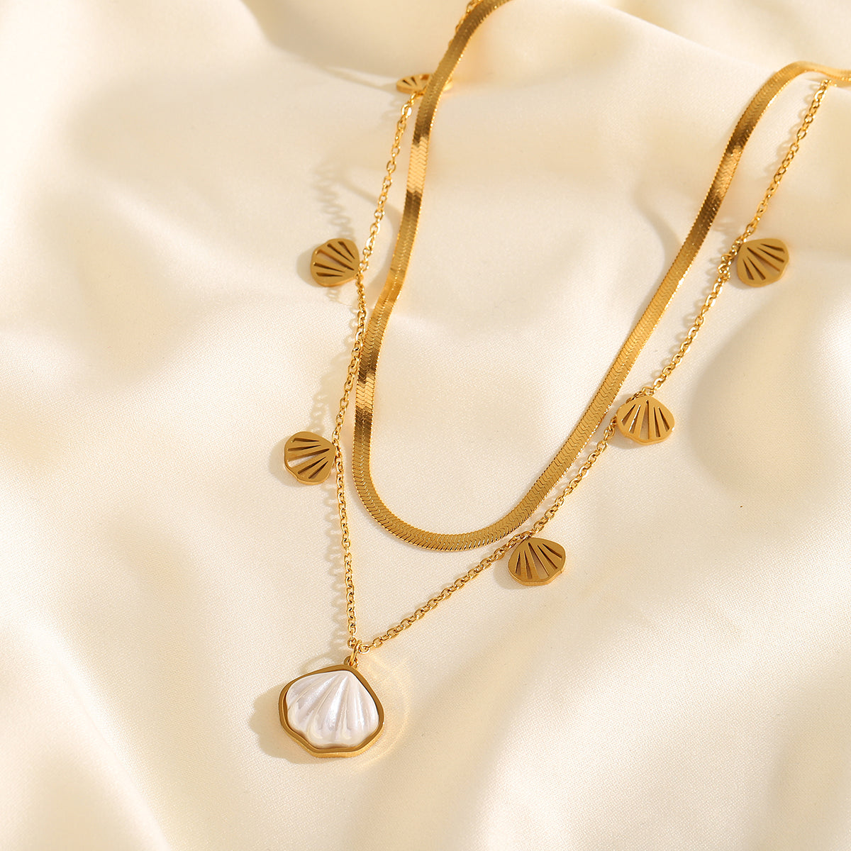 Ophelia Muschelhalskette - vergoldet