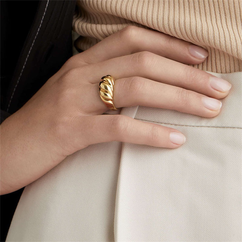 Allerias Ring des Stolzes