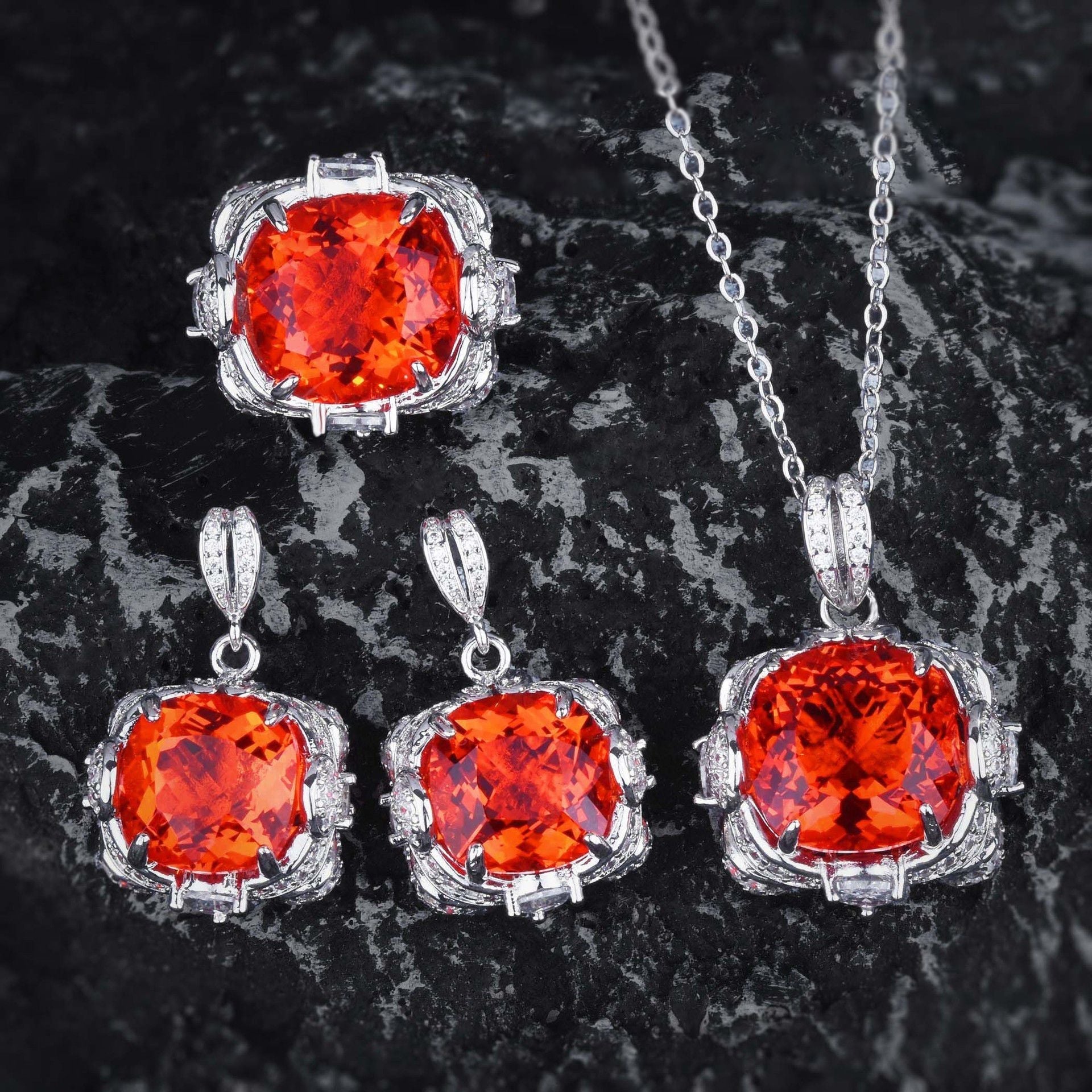 Velora Thandrelle Smaragd Grün Set | Weißgold