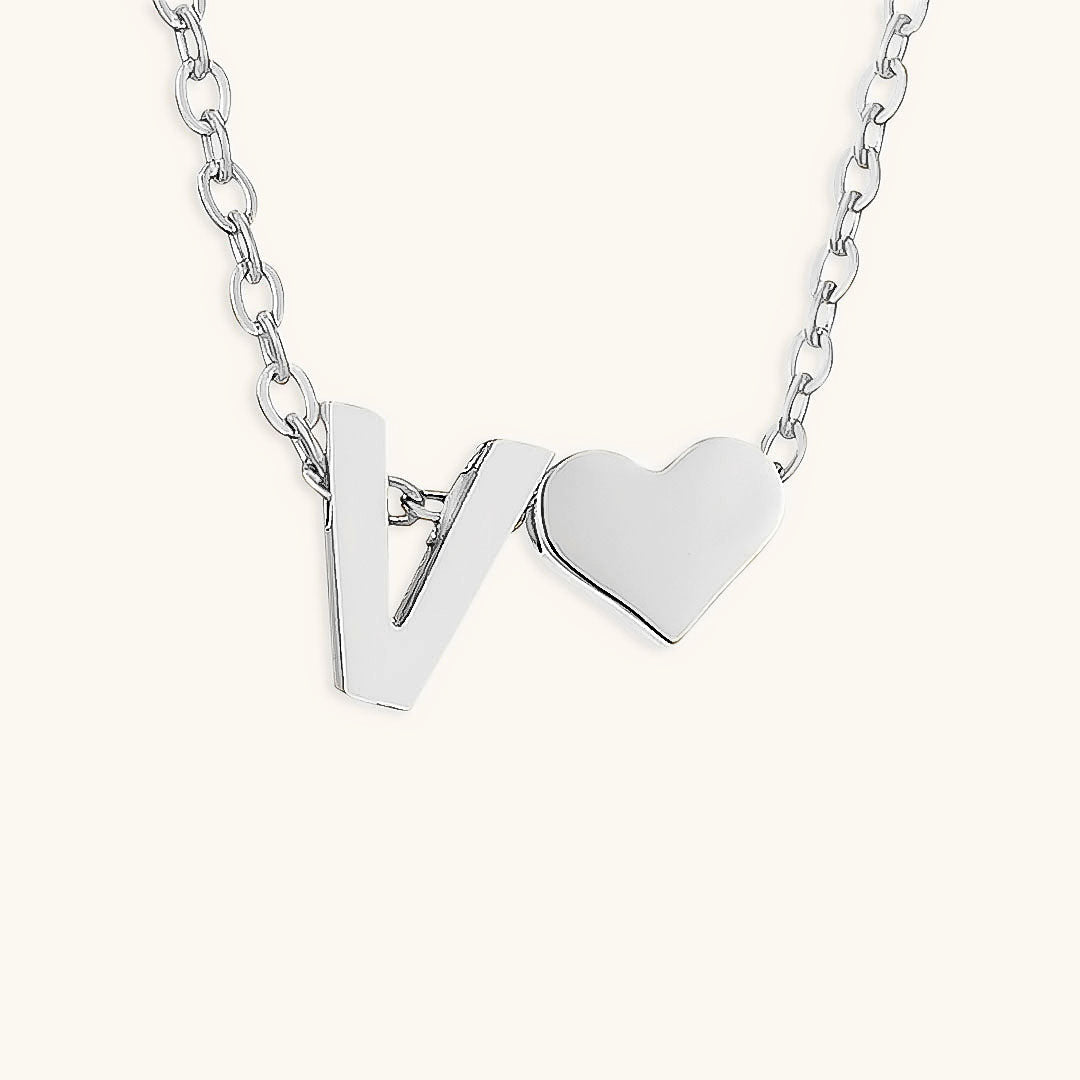Ria Initial Letter Gold Halskette