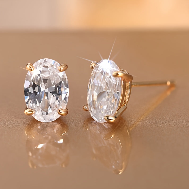 Kleiner vierzackiger ovaler synthetischer Zirkon