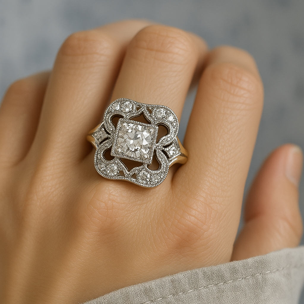 Vergoldeter Vintage-Ring mit Zirkoniastein