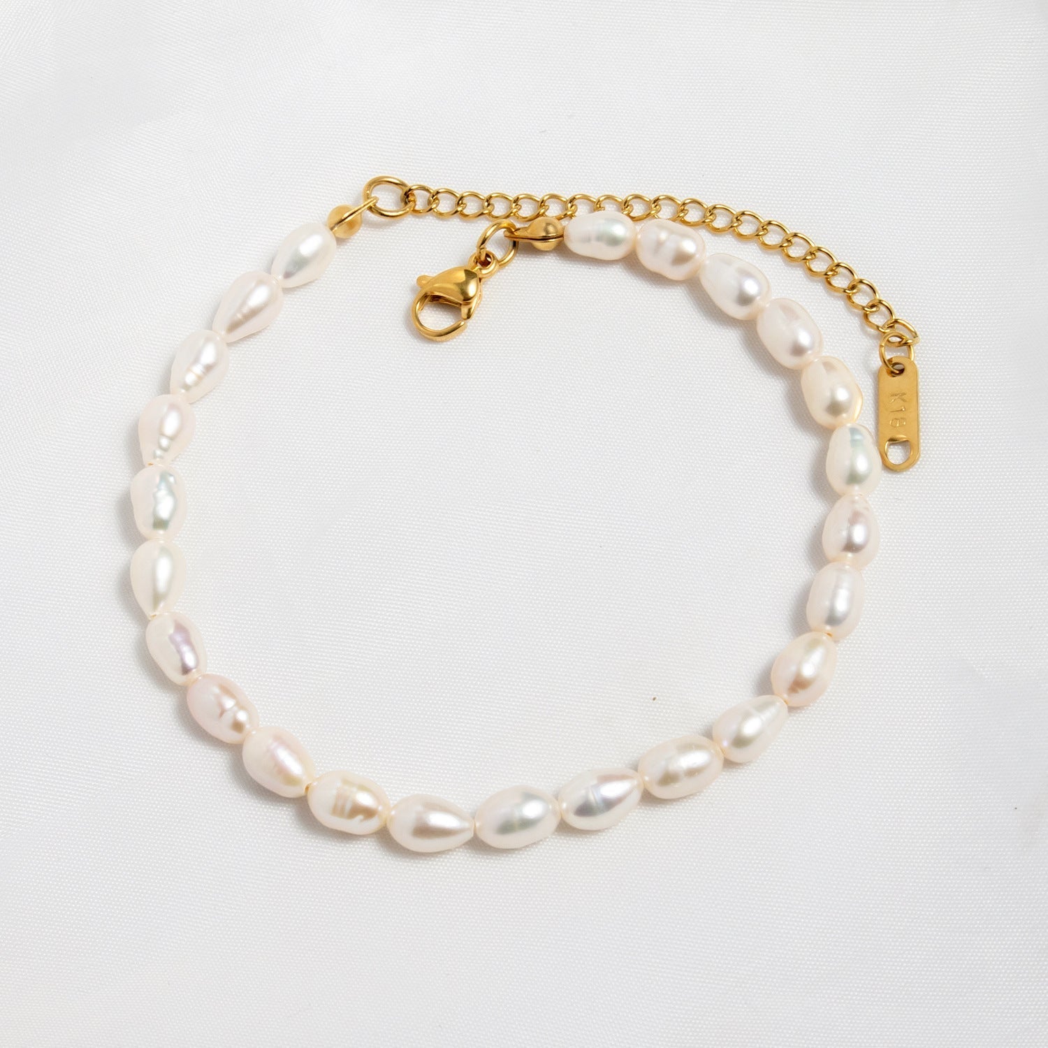 Perla - Süßwasserperlen-Armband